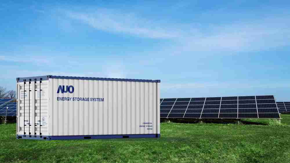 尊龙集团透过AI数据管理，，，，提供不同类型用户进行储能与能源管理，，，达到再生能源管控调度成效